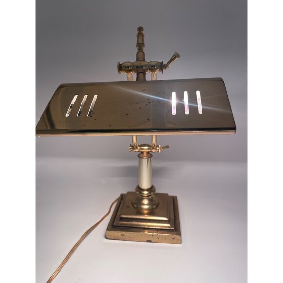 Vintage Brass Bankers Adjustable Knuckle Desk Lamp Slotted Shade Art Deco Design - Picture 2 of 13